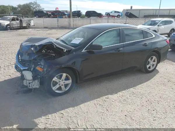 1G1ZB5ST1KF205759 2019 CHEVROLET MALIBU - Image 2
