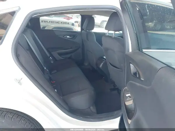 1G1ZB5ST1KF225395 2019 CHEVROLET MALIBU - Image 8