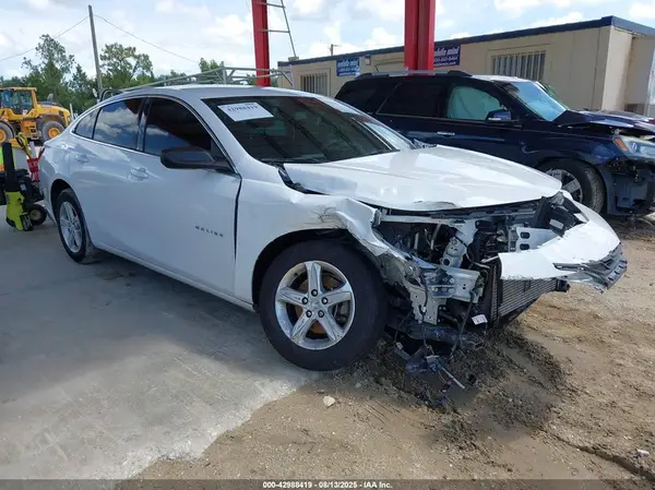 1G1ZB5ST1LF075595 2020 CHEVROLET MALIBU - Image 1