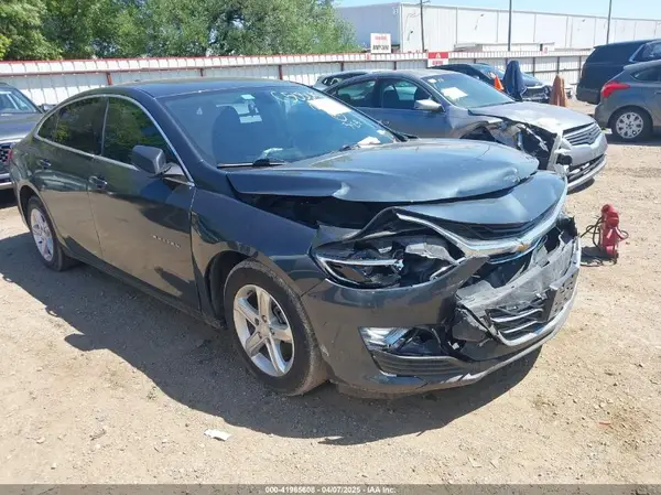 1G1ZB5ST1LF157438 2020 CHEVROLET MALIBU - Image 1