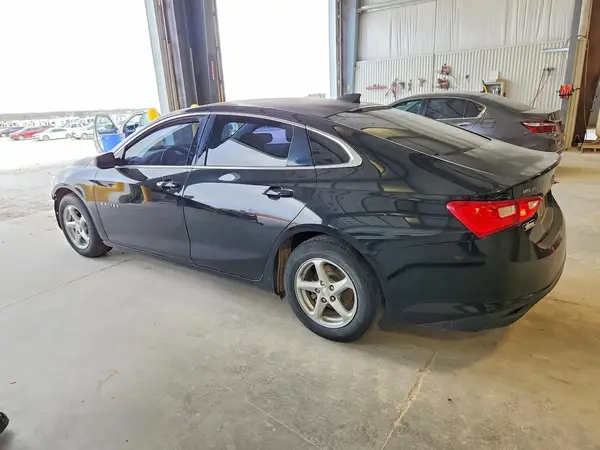 1G1ZB5ST2GF320670 2016 CHEVROLET MALIBU - Image 2