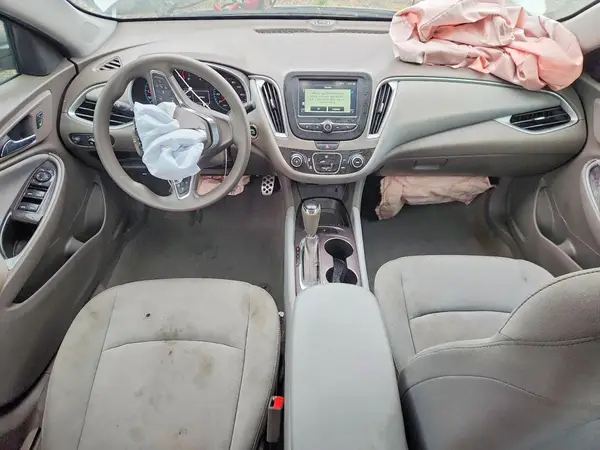 1G1ZB5ST2HF118400 2017 CHEVROLET MALIBU - Image 8