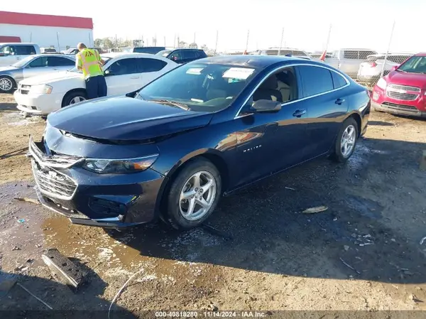 1G1ZB5ST2HF187670 2017 CHEVROLET MALIBU - Image 2