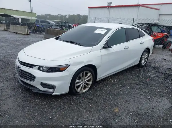 1G1ZB5ST2HF218285 2017 CHEVROLET MALIBU - Image 2