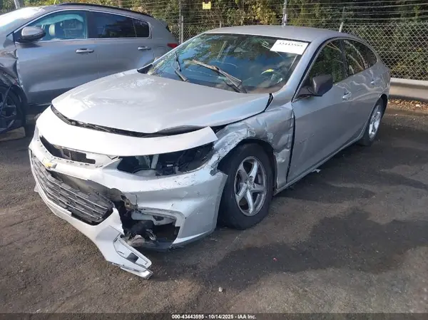 1G1ZB5ST2HF218545 2017 CHEVROLET MALIBU - Image 2