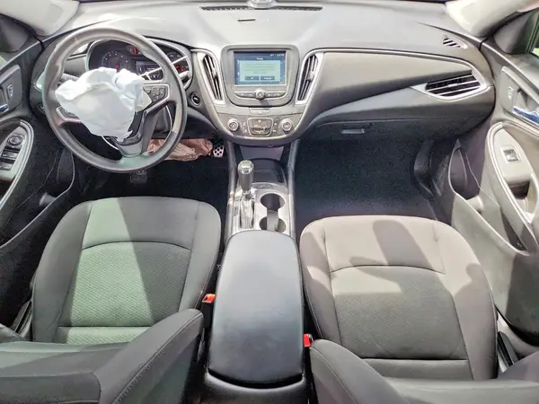 1G1ZB5ST2HF220764 2017 CHEVROLET MALIBU - Image 8