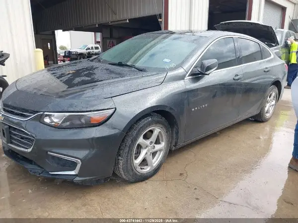 1G1ZB5ST2HF285114 2017 CHEVROLET MALIBU - Image 2