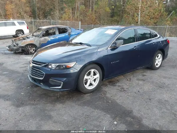 1G1ZB5ST2HF288823 2017 CHEVROLET MALIBU - Image 2