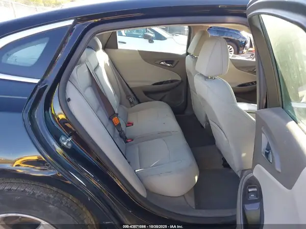 1G1ZB5ST2HF289275 2017 CHEVROLET MALIBU - Image 8