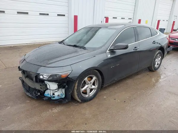 1G1ZB5ST2JF108911 2018 CHEVROLET MALIBU - Image 2