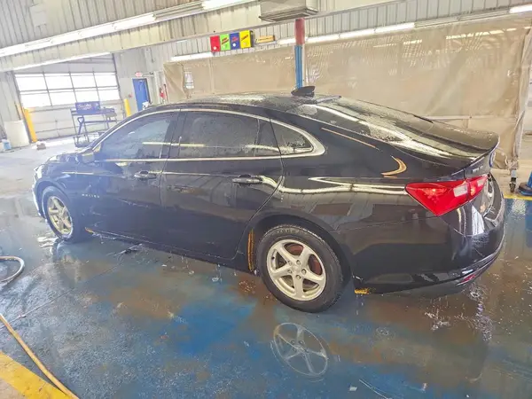 1G1ZB5ST2JF115115 2018 CHEVROLET MALIBU - Image 2