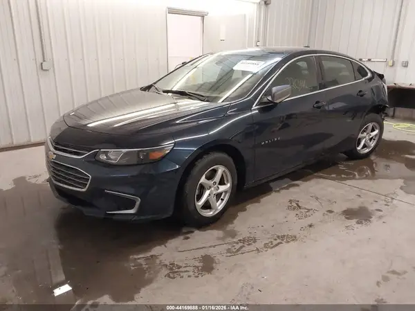 1G1ZB5ST2JF243757 2018 CHEVROLET MALIBU - Image 2