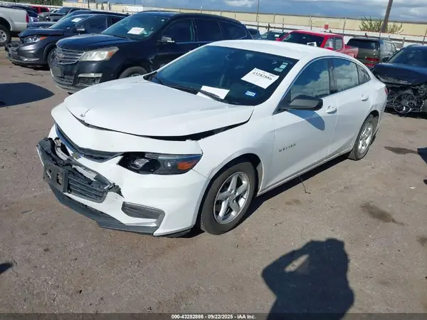 1G1ZB5ST2JF250112 2018 CHEVROLET MALIBU - Image 2