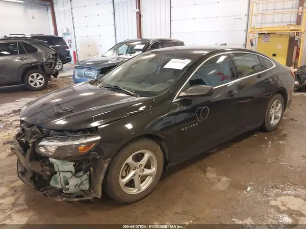 1G1ZB5ST2JF284518 2018 CHEVROLET MALIBU - Image 2