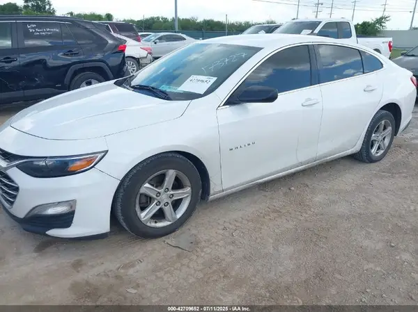 1G1ZB5ST2KF173727 2019 CHEVROLET MALIBU - Image 2