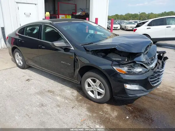 1G1ZB5ST2LF003725 2020 CHEVROLET MALIBU - Image 1
