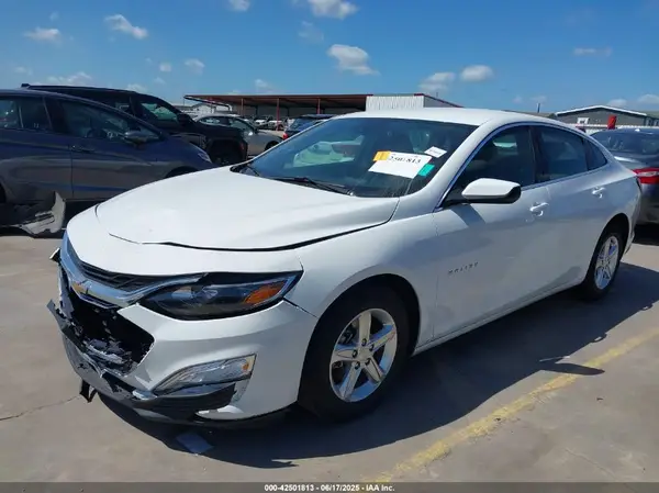 1G1ZB5ST2RF220054 2024 CHEVROLET MALIBU - Image 2