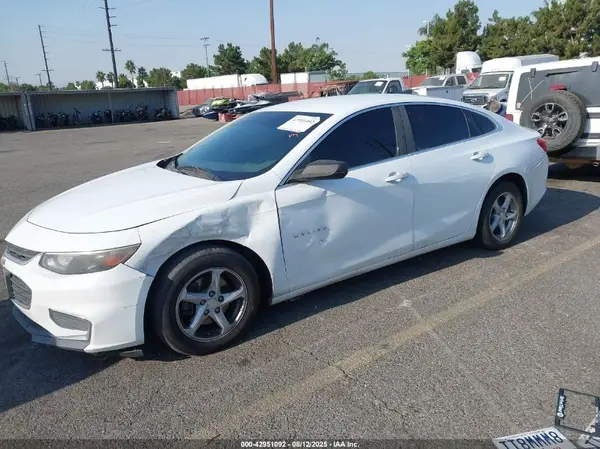 1G1ZB5ST3GF187045 2016 CHEVROLET MALIBU - Image 2