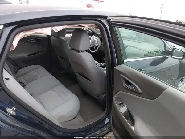 1G1ZB5ST3GF202708 2016 CHEVROLET MALIBU - Image 8