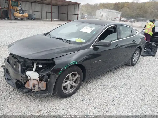 1G1ZB5ST3HF215217 2017 CHEVROLET MALIBU - Image 2