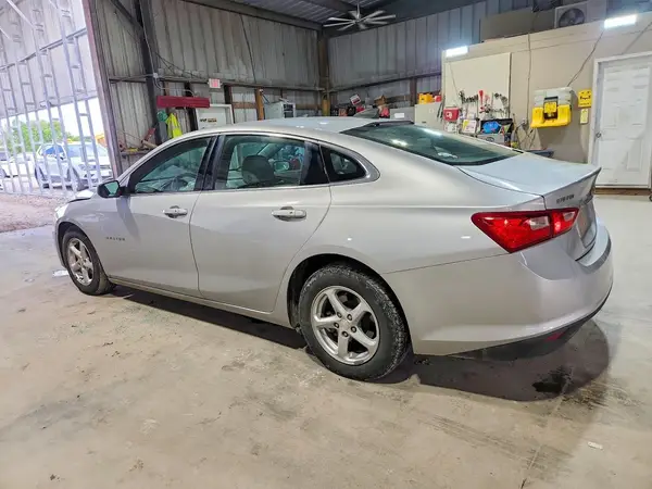 1G1ZB5ST3HF277281 2017 CHEVROLET MALIBU - Image 2