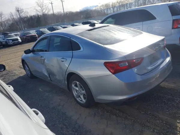 1G1ZB5ST3JF112675 2018 CHEVROLET MALIBU - Image 2