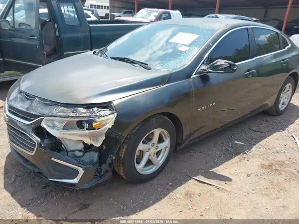1G1ZB5ST3JF120128 2018 CHEVROLET MALIBU - Image 2