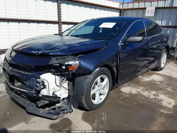 1G1ZB5ST3JF125751 2018 CHEVROLET MALIBU - Image 2