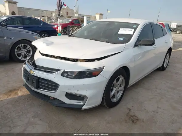 1G1ZB5ST3JF209262 2018 CHEVROLET MALIBU - Image 2