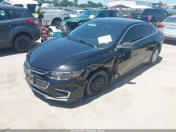1G1ZB5ST3JF234002 2018 CHEVROLET MALIBU - Image 2