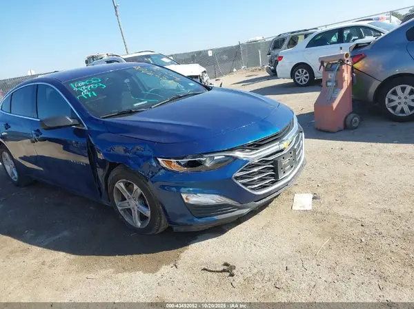 1G1ZB5ST3KF188303 2019 CHEVROLET MALIBU - Image 1