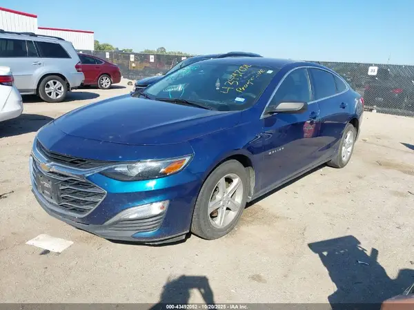1G1ZB5ST3KF188303 2019 CHEVROLET MALIBU - Image 2