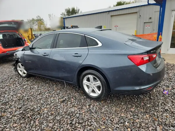 1G1ZB5ST3KF194151 2019 CHEVROLET MALIBU - Image 2