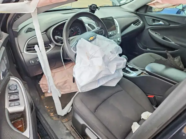 1G1ZB5ST3KF227293 2019 CHEVROLET MALIBU - Image 8