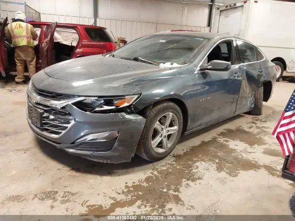 1G1ZB5ST3LF019285 2020 CHEVROLET MALIBU - Image 2