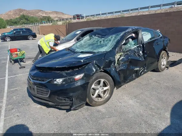 1G1ZB5ST4GF310299 2016 CHEVROLET MALIBU - Image 2