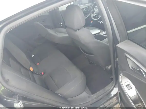 1G1ZB5ST4HF103655 2017 CHEVROLET MALIBU - Image 8