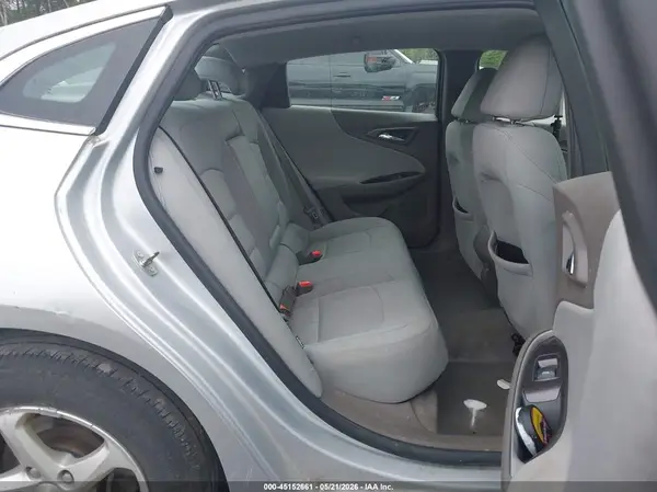 1G1ZB5ST4HF106541 2017 CHEVROLET MALIBU - Image 8