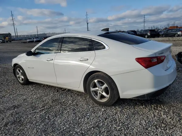 1G1ZB5ST4HF111884 2017 CHEVROLET MALIBU - Image 2