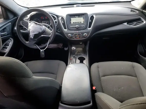 1G1ZB5ST4HF111884 2017 CHEVROLET MALIBU - Image 8