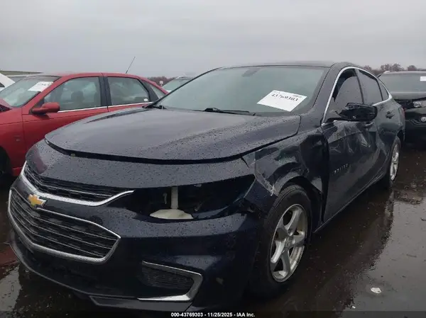 1G1ZB5ST4HF120133 2017 CHEVROLET MALIBU - Image 2