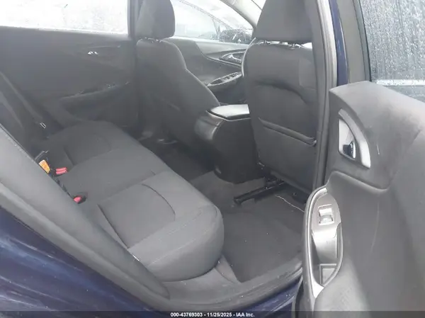 1G1ZB5ST4HF120133 2017 CHEVROLET MALIBU - Image 8