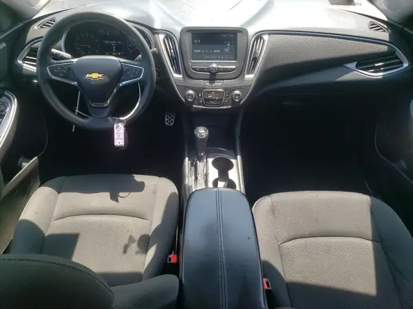 1G1ZB5ST4HF134484 2017 CHEVROLET MALIBU - Image 8