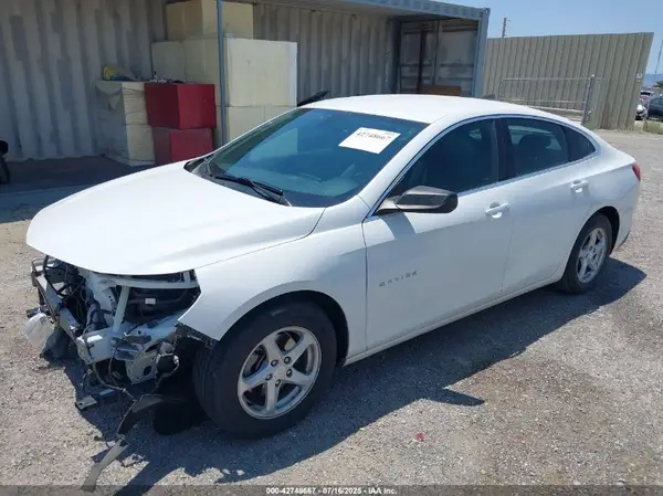 1G1ZB5ST4HF134968 2017 CHEVROLET MALIBU - Image 2