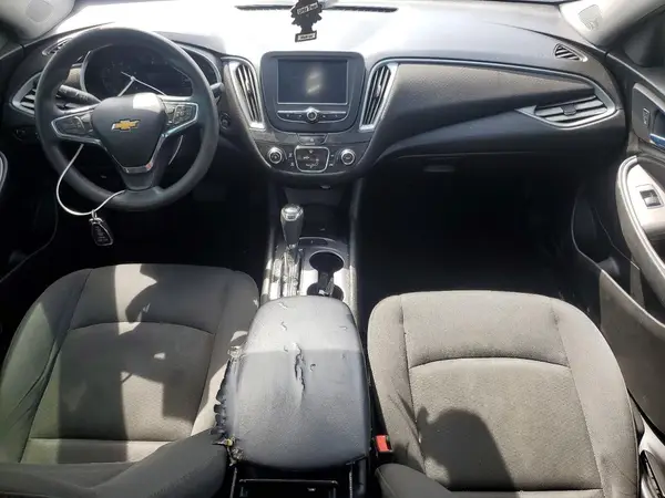 1G1ZB5ST4HF136087 2017 CHEVROLET MALIBU - Image 8