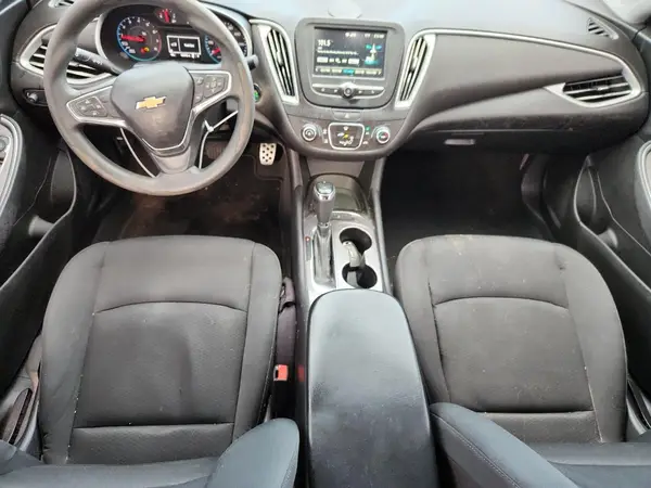 1G1ZB5ST4HF138499 2017 CHEVROLET MALIBU - Image 8