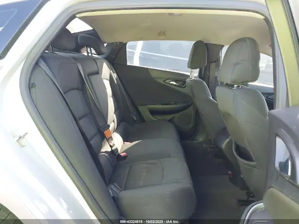 1G1ZB5ST4HF139264 2017 CHEVROLET MALIBU - Image 8