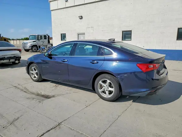 1G1ZB5ST4HF143542 2017 CHEVROLET MALIBU - Image 2