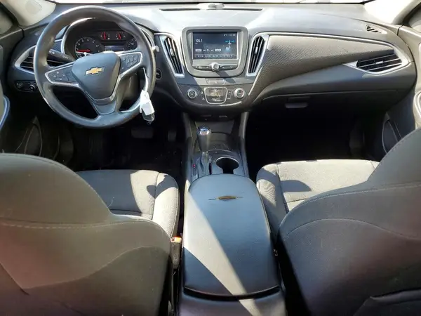 1G1ZB5ST4HF143542 2017 CHEVROLET MALIBU - Image 8