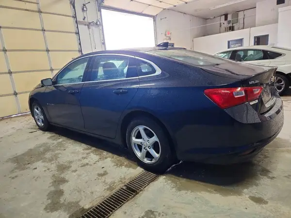 1G1ZB5ST4HF144514 2017 CHEVROLET MALIBU - Image 2